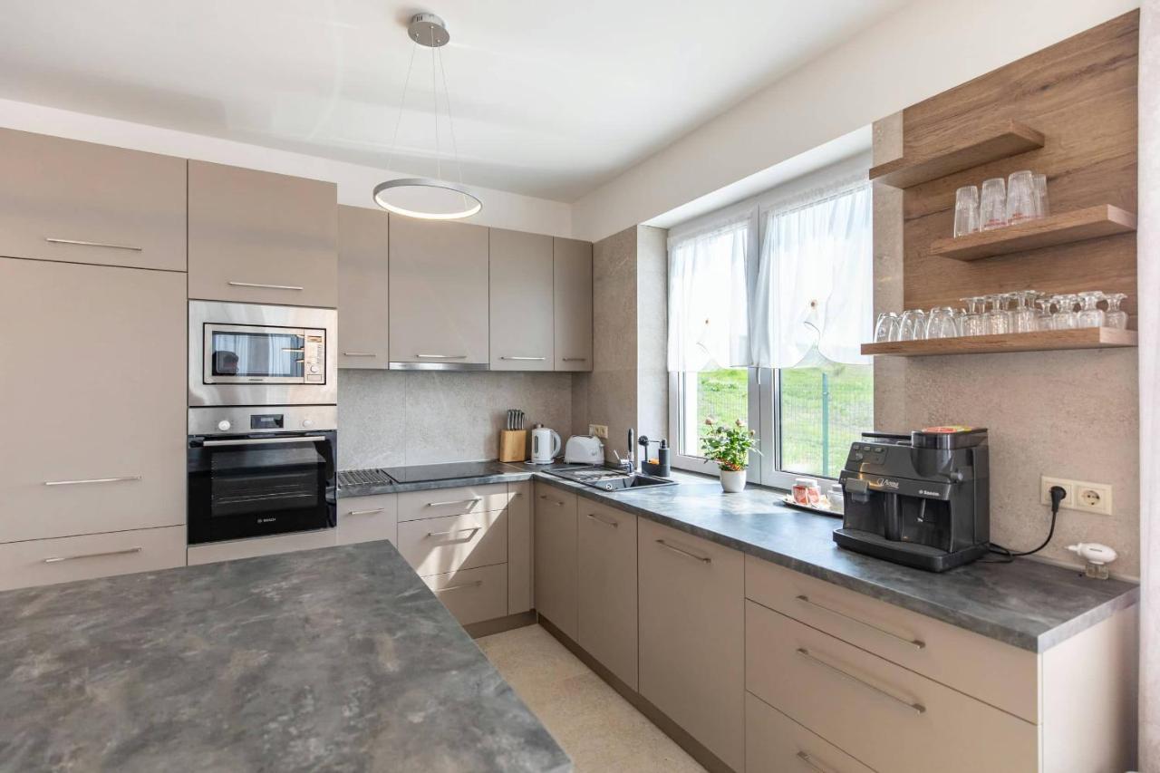 Aszuvilag Rezidencia With Sauna & Jacuzzi Legyesbenye Exteriér fotografie